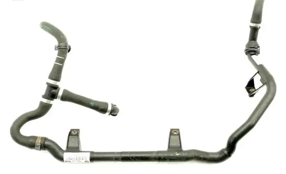 Engine coolant pipe/hose