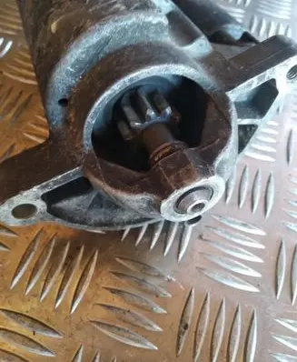 Peugeot 406 Starter motor