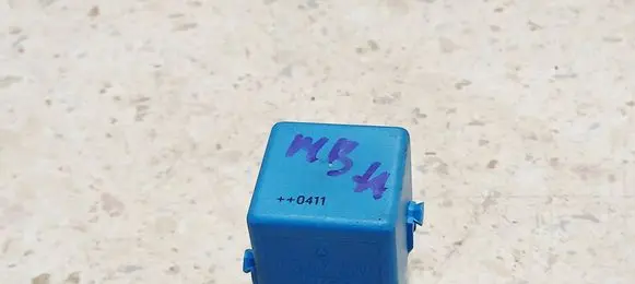 Mercedes-Benz A W169 Other relay 0025422519 V23134B52X321