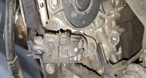 Mercedes-Benz CLS C219 Camshaft position sensor 