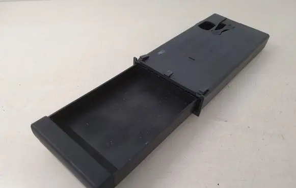 Audi A3 S3 8P Dashboard storage box/compartment 8P0941561