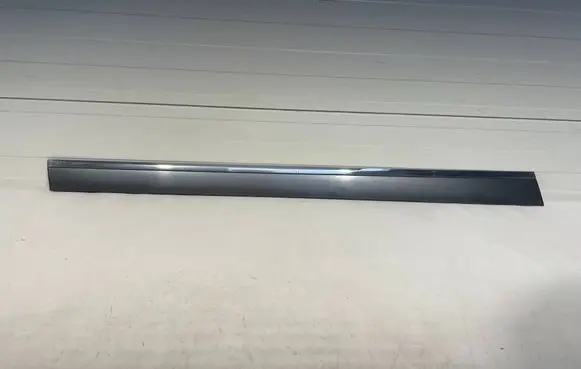 Audi A6 S6 C6 4F Front door trim (molding) 4F0853959J