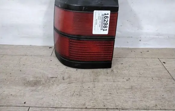 Volkswagen PASSAT B3 Rear/tail lights