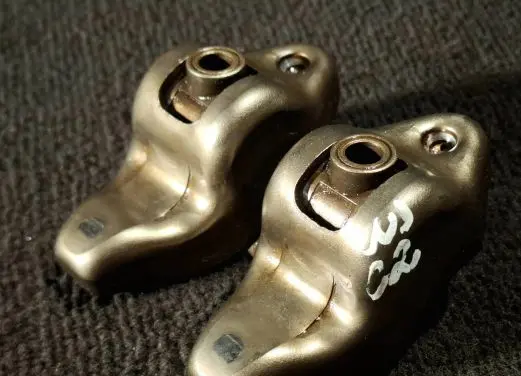 Jeep Grand Cherokee (WJ) Valve rocker arm 