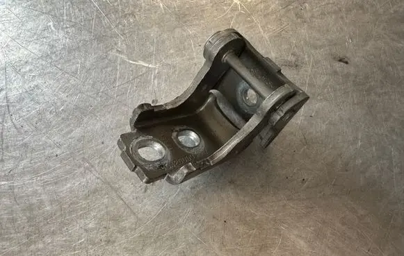 Renault Scenic III - Grand scenic III Front door lower hinge 804200003RH