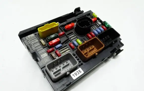 Peugeot 5008 Fuse box set 9675877980 27186572