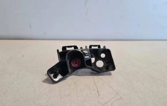 Lexus ES VII XZ10 Front bumper mounting bracket 5211533110