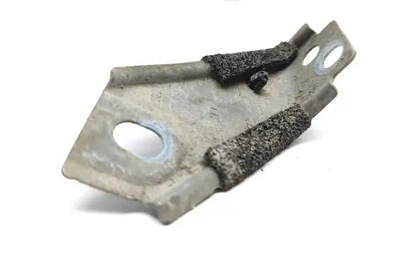 Volvo V40 Fender mounting bracket