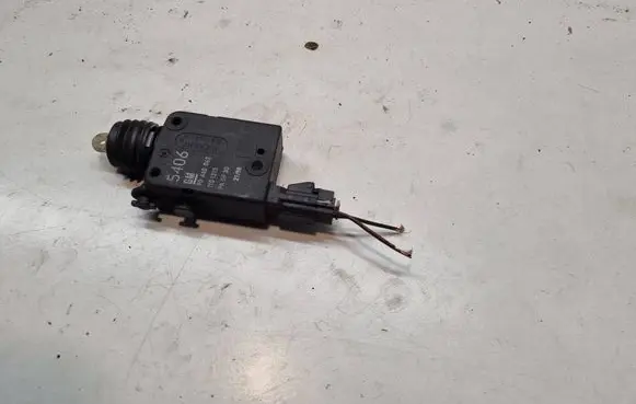 Opel Astra G Central locking motor 90460062 1101215