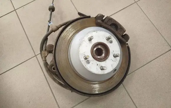 KIA Sorento Rear wheel hub spindle/knuckle 