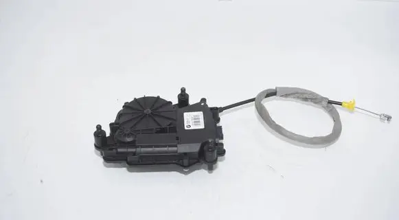 BMW 5 G30 G31 G38 Tailgate/trunk/boot lift motor 7411760 51247411760