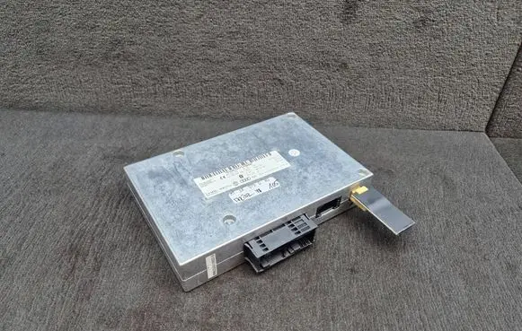 Audi A6 S6 C6 4F Bluetooth control unit module 4E0862335 4E0910336C