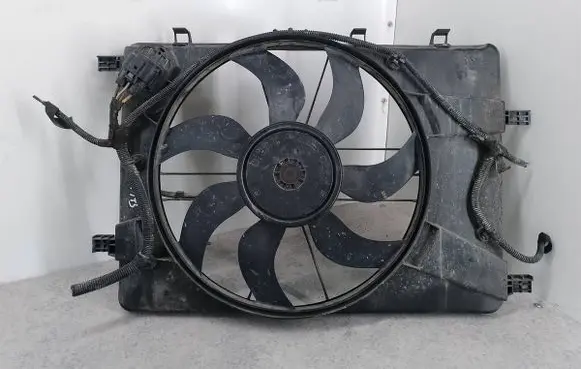 Opel Astra J Electric radiator cooling fan 