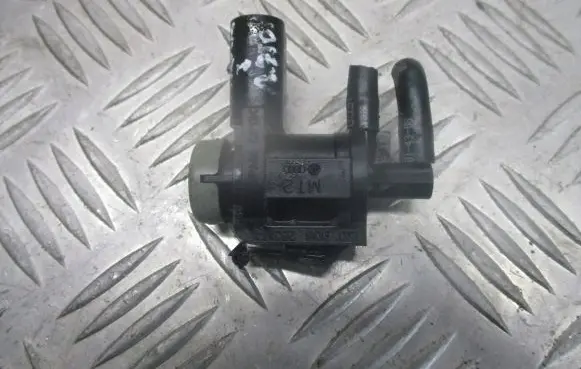 Skoda Octavia Mk1 (1U) Valve vacuum 1K0906283A