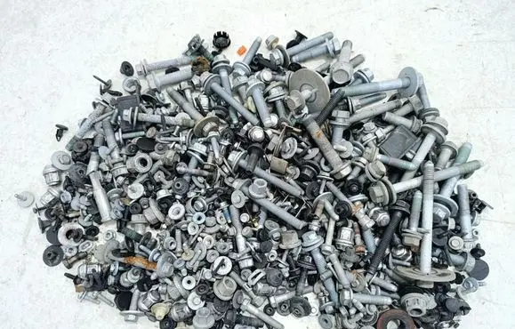 Chrysler Pacifica Nuts/bolts 