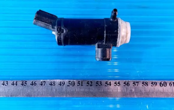 Subaru Forester SJ Windscreen/windshield washer pump