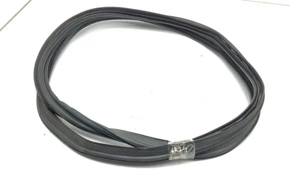 Renault Megane IV Trunk rubber seal (body) 