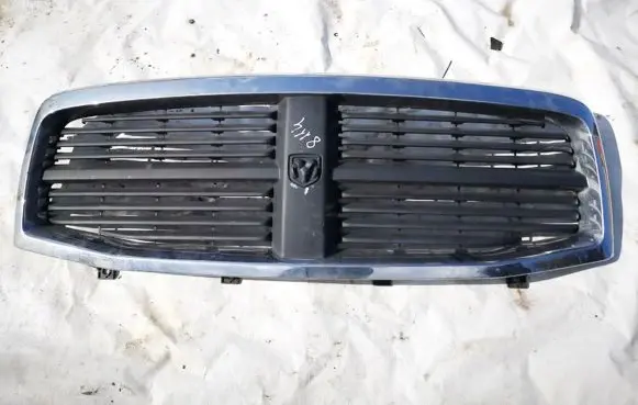 Dodge Durango Front grill 24906a001 86561-2r000