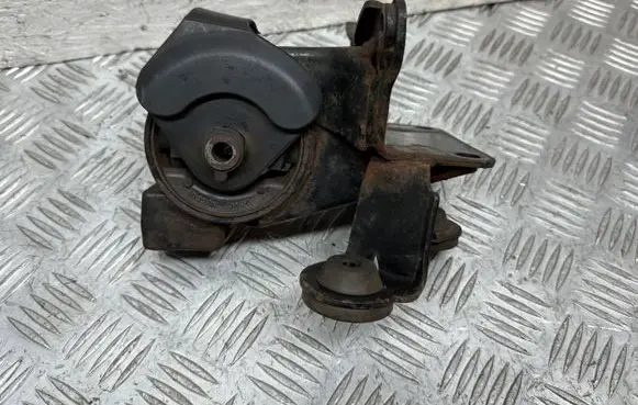 Nissan X-Trail T30 Engine mount bracket 112208H300 NM076