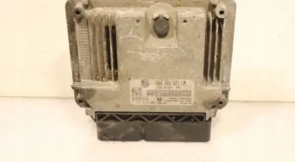 Seat Altea Engine control unit/module ECU 0281013282