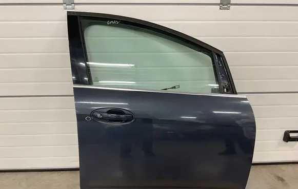 Ford C-MAX II Front door