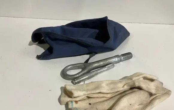 Mercedes-Benz E W211 Tool set 