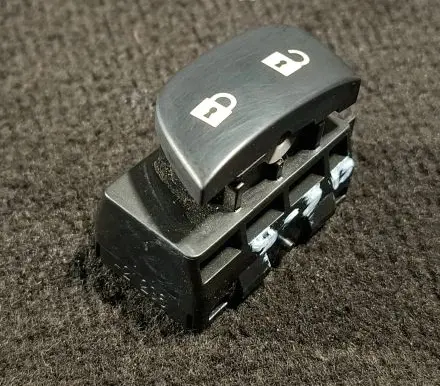 Saab 9-3 Ver1 Central locking switch button 12791171