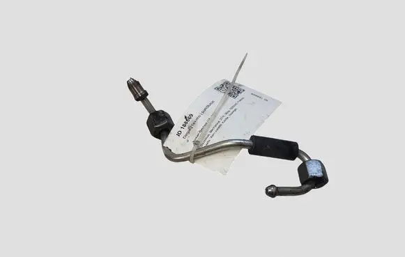 Nissan Qashqai Fuel injector supply line/pipe