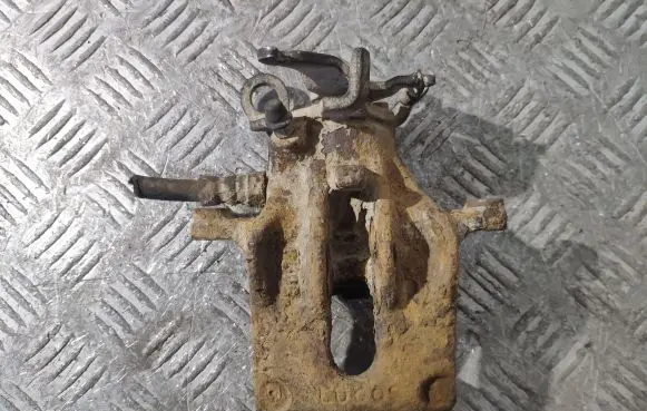 Ford Focus Rear brake caliper