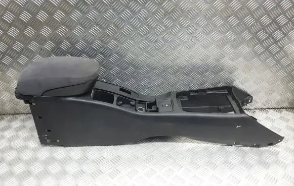 Nissan Primera Armrest 96911BA200