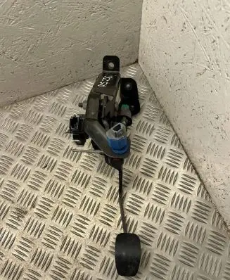 Renault Scenic III - Grand scenic III Clutch pedal 465030044r