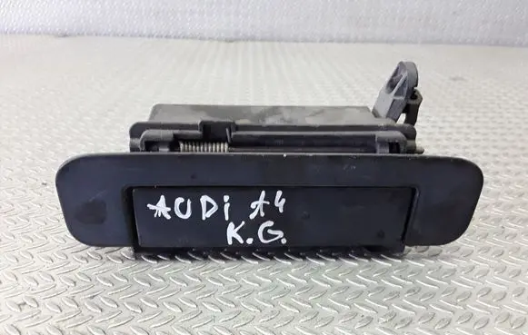 Audi A4 S4 B5 8D Rear door exterior handle 4A0839205