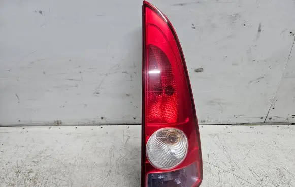 Renault Espace - Grand espace IV Rear/tail lights 8200027152