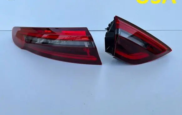 Maserati GranTurismo II Rear/tail lights set 670158870 670158872
