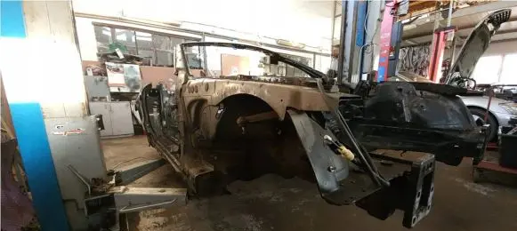 Mercedes-Benz SL R230 Front quarter panel 