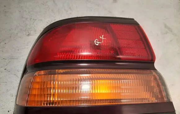 Nissan Maxima Rear/tail lights 7384 R1093