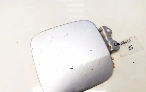 Mitsubishi Space Star Fuel tank cap