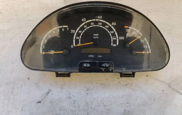 Mercedes-Benz Sprinter W901 W902 W903 W904 Speedometer (instrument cluster) A0014466621 88311295