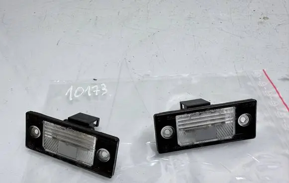 Volkswagen Tiguan Number plate light 1J5943021D
