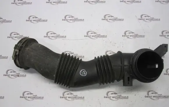 Ford Focus Air intake hose/pipe 9G832