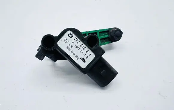 Porsche Cayenne (92A) Headlight/headlamp level sensor 7P0616213