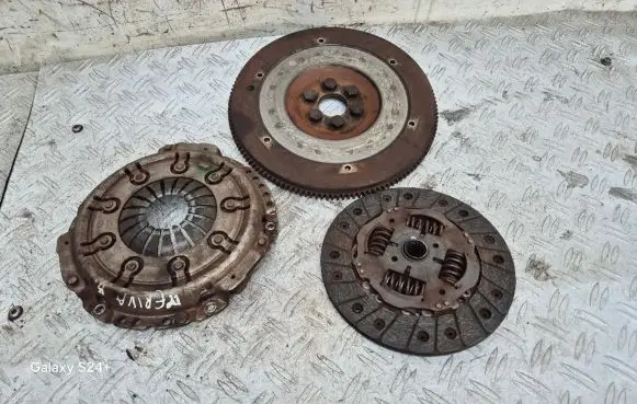 Opel Meriva B Clutch set kit 55572815 320026110 120026410