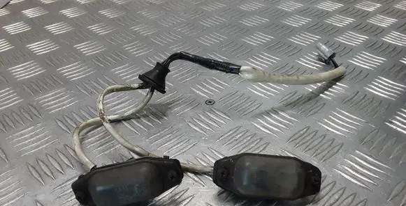 Toyota Land Cruiser (J120) Number plate light