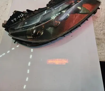 Mazda 6 Headlight/headlamp F014003907
