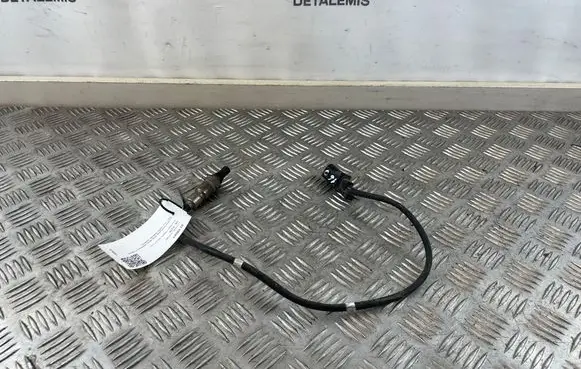 Volkswagen PASSAT B8 Lambda probe sensor 04L906262