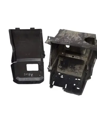 Battery box tray
