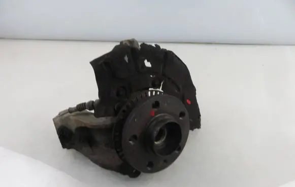 Audi A3 S3 8L Front wheel hub spindle knuckle 
