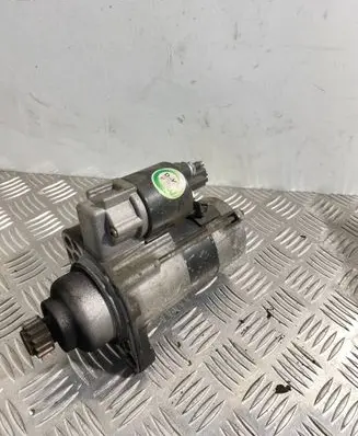 Volkswagen PASSAT B6 Starter motor 02M911023N
