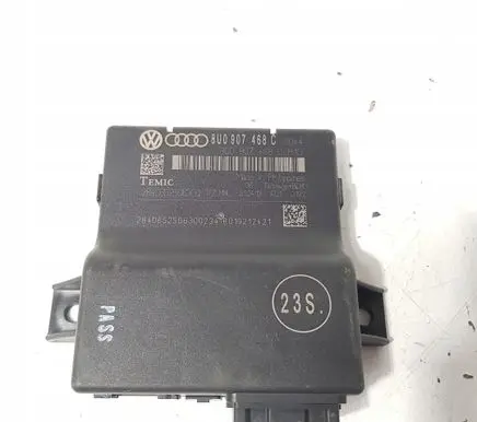 Audi Q3 8U Gateway control module 8U0907468C