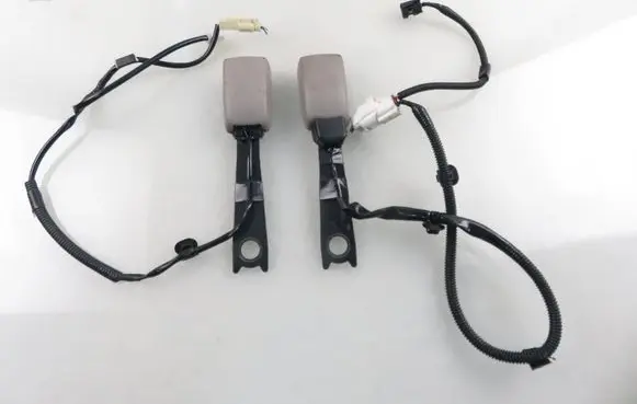 Toyota RAV 4 (XA30) Front seatbelt buckle 